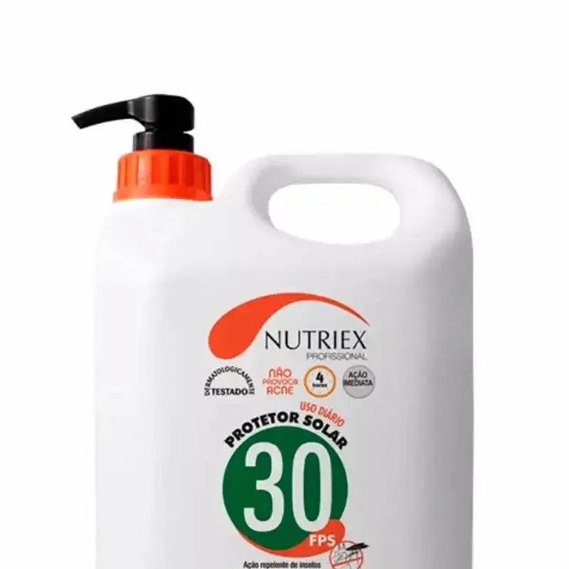 Protetor solar FPS 30 com repelente 4.0 litros bombona Nutriex — fotografia 3