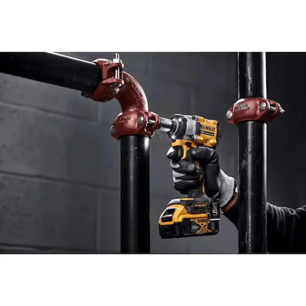 Chave de impacto atomic 1/2" 20V 2 baterias Dewalt — fotografia 10
