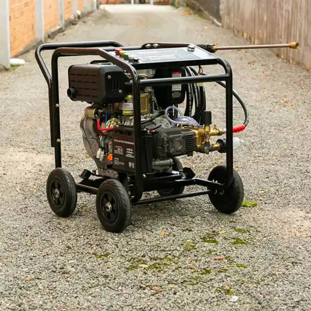 Lavadora de alta pressão 10.5 HP à diesel 4T TDPW3600E-XP Toyama — fotografia 8