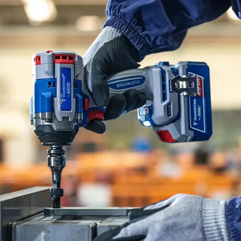 Chave impacto 1/2POL 20V 850 n.m brushless 2 baterias 4AH carregador maleta Tramontina — fotografia 5