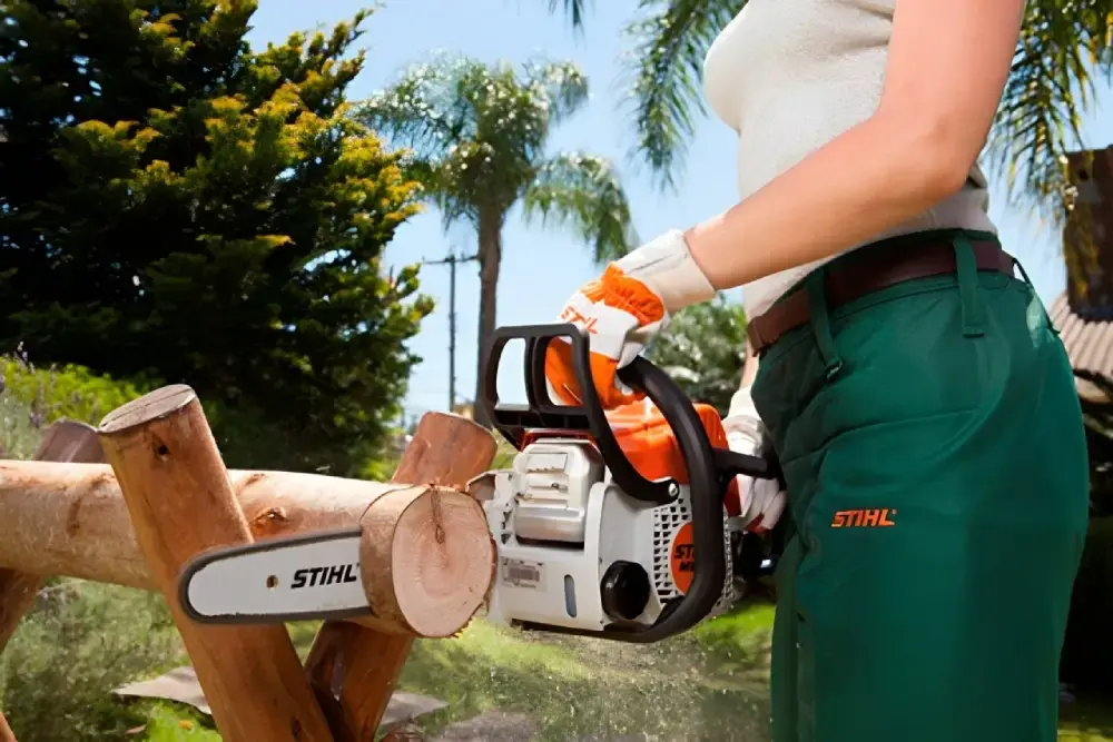 Motosserra combustão a gasolina 30 CC sabre 30 CM MS 170 Stihl — fotografia 3