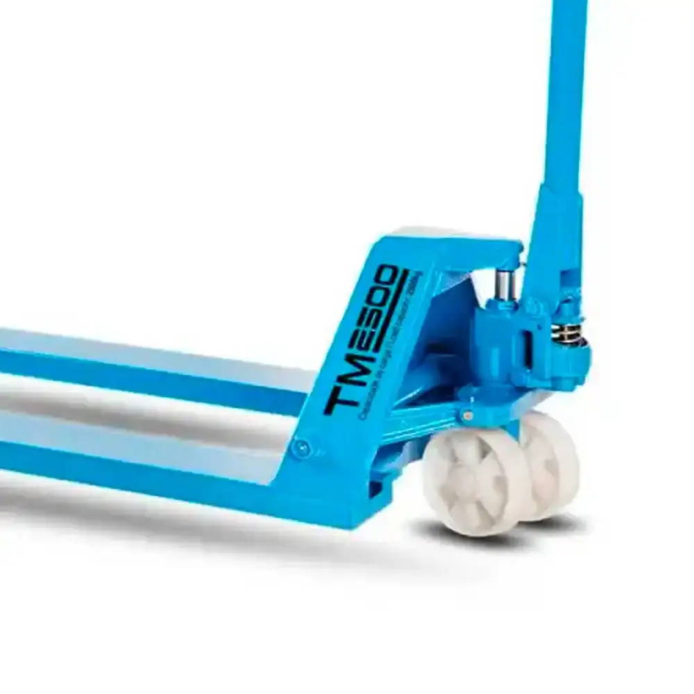 Paleteira transpalete manual 525 MM roda dupla 2.500 KG TM2500 RTN525 Paletrans — fotografia 4