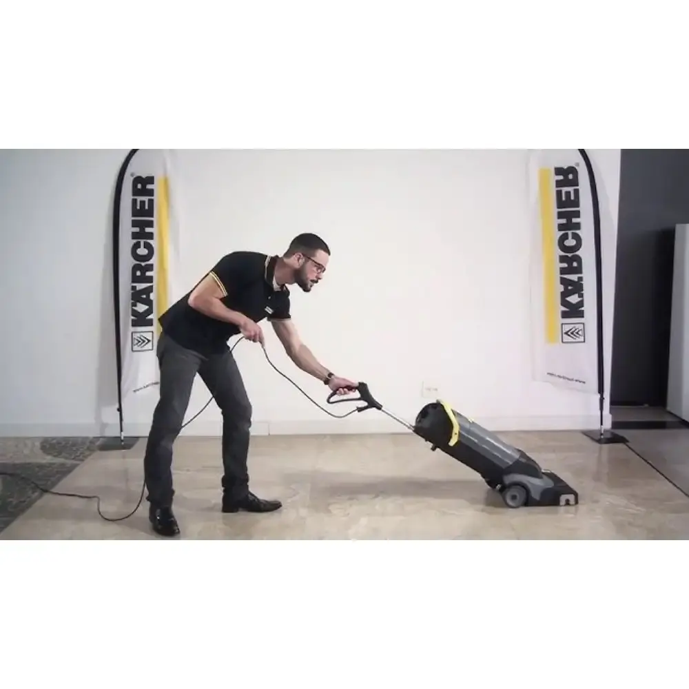 Lavadora e secadora de piso elétrica 700W BR 30/4 EP Karcher 110 V — fotografia 11
