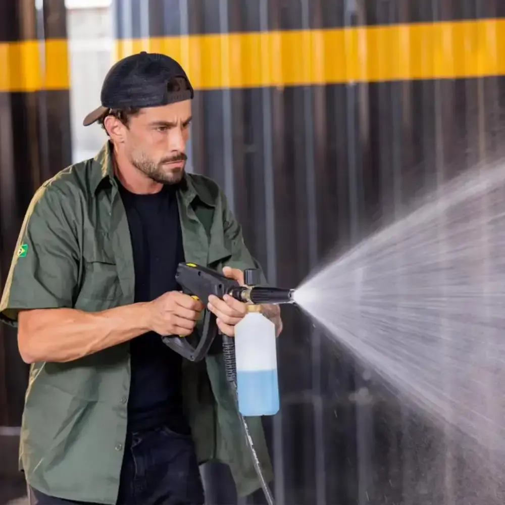 Shampoo automotivo RM 526 500ML 93815250 Karcher — fotografia 5