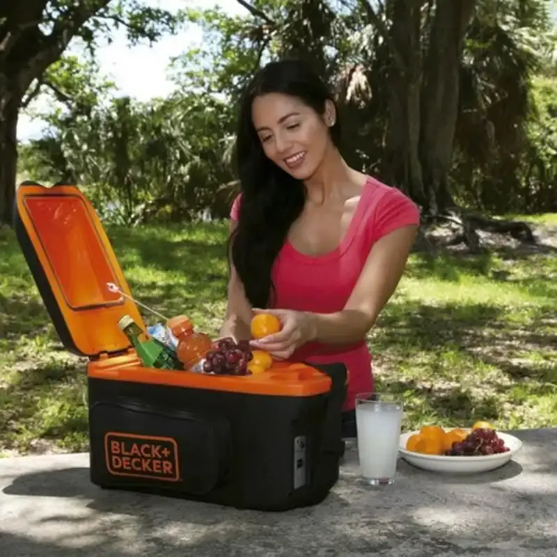 Mini geladeira portátil termoelétrica 8 litros BDC8-LA 12V black & decker — fotografia 5