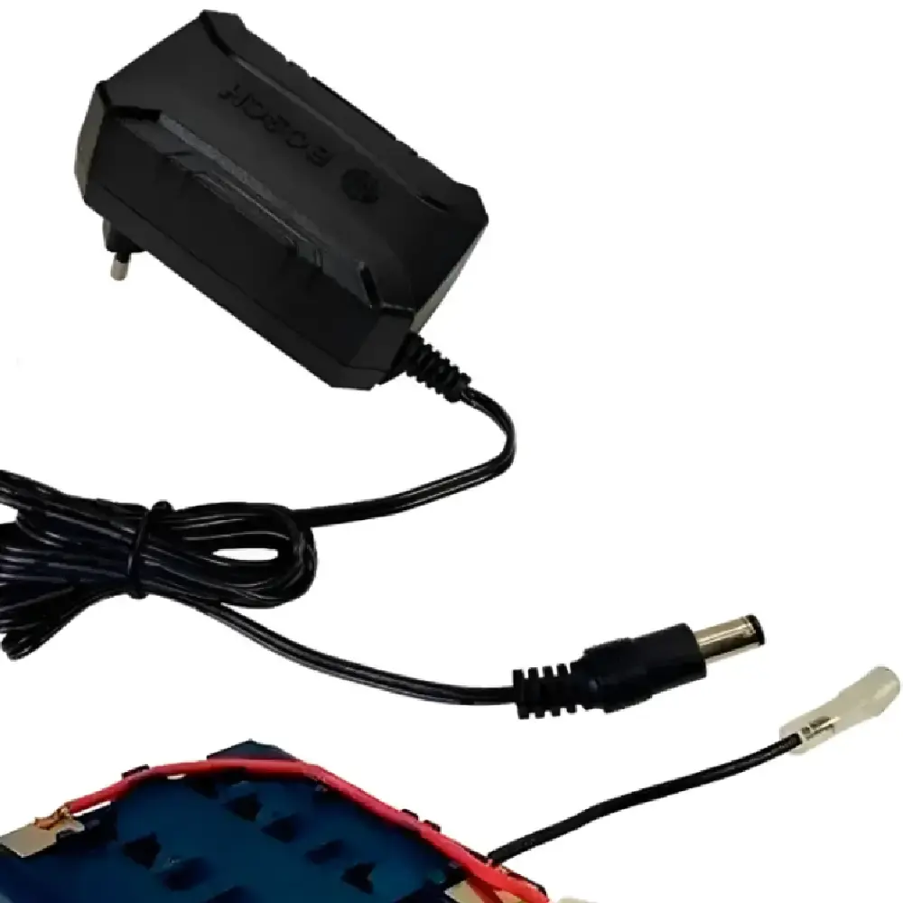 Bateria 12V 1,5AH GSR 1000 smart + carregador de bateria 15V Bosch — fotografia 3