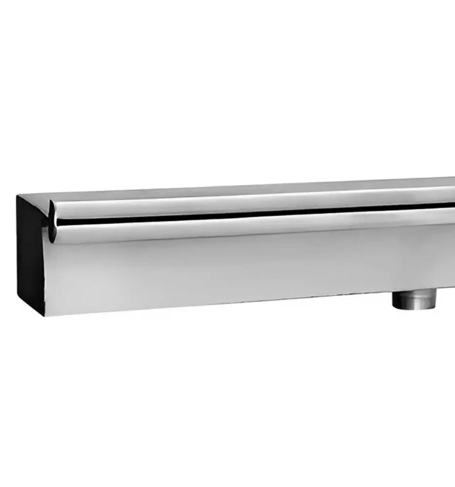 Cascata de Embutir 45 cm para Piscina em Aço Inox EVALD — fotografia 3