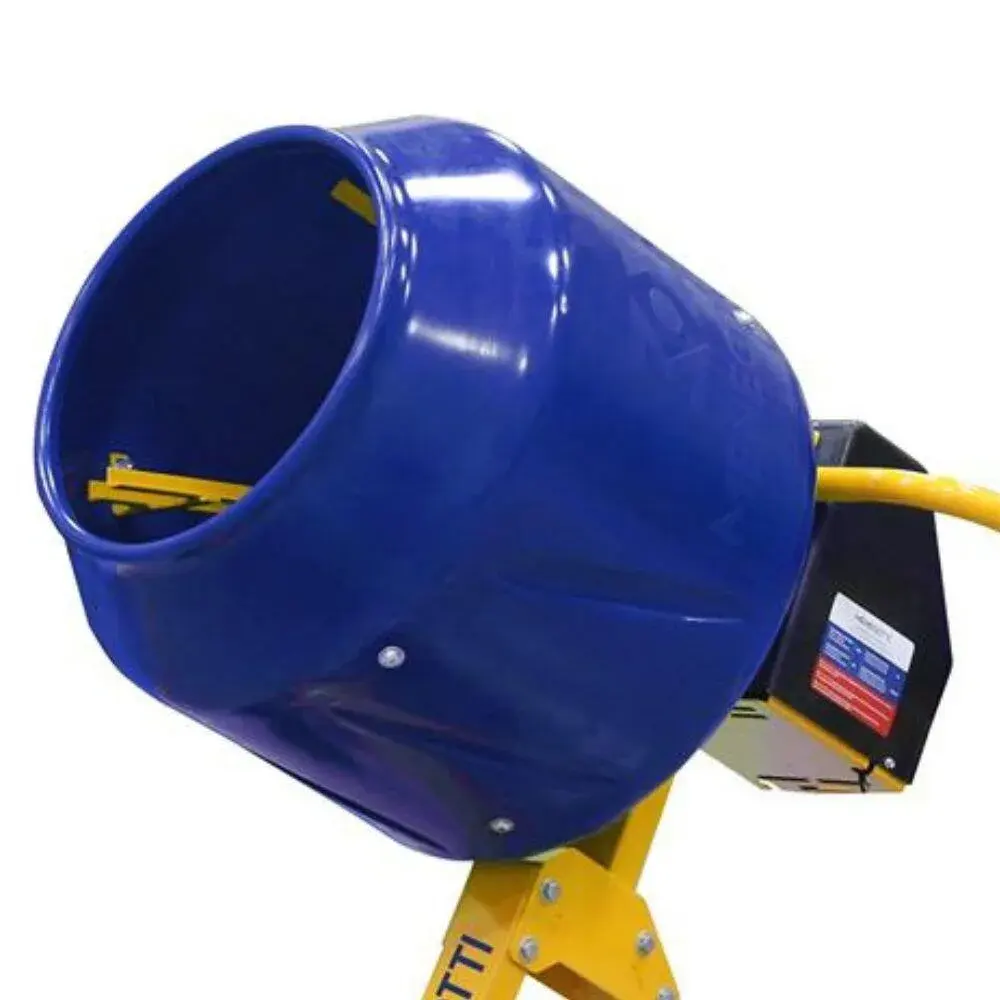 Betoneira compacta tambor polímero 130L 220V Menegotti — fotografia 3