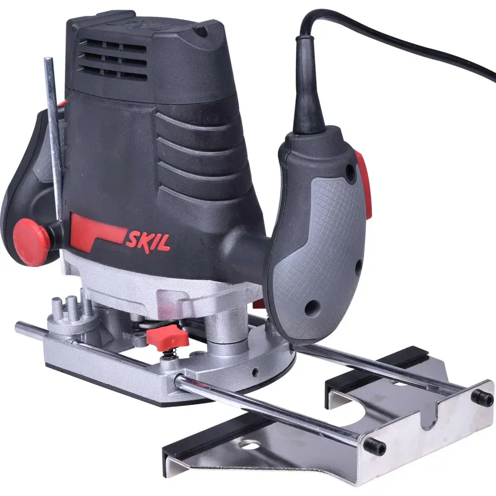 Tupia de coluna 1100W com 13 acessórios 1831 Skil — fotografia 4