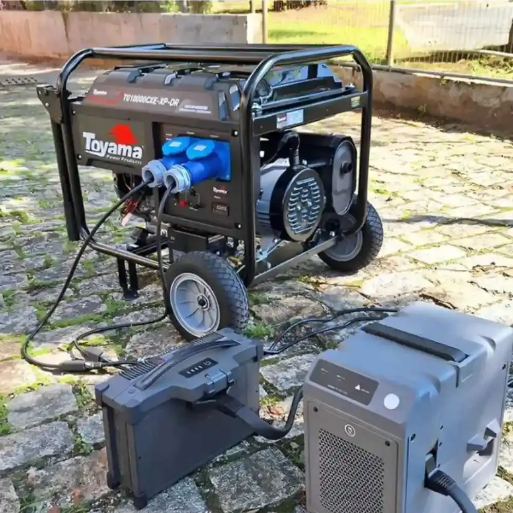 Gerador à gasolina 9 KVA com sistema XP AVR monofásico 201-034DR Toyama — fotografia 4