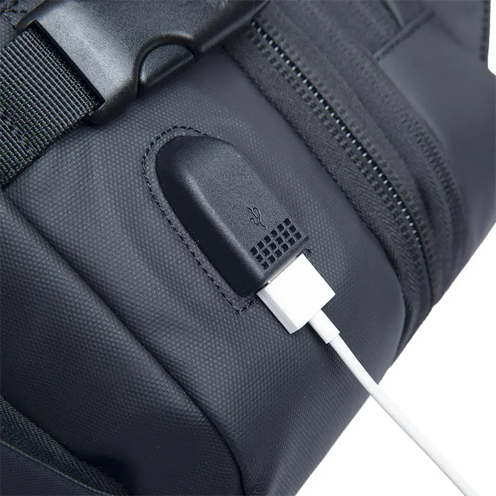 Mochila travel 40L preta Kala — fotografia 9