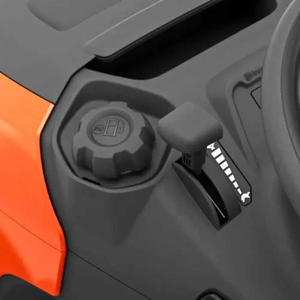 Trator cortador de grama 26,3 HP gasolina 4T TS 219TFM Husqvarna — fotografia 6