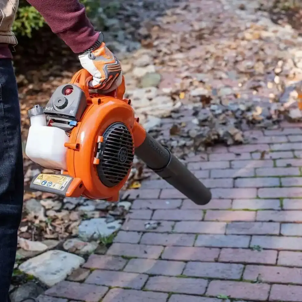 Soprador de folhas a gasolina 28 CC 800W 125BVX Husqvarna — fotografia 9