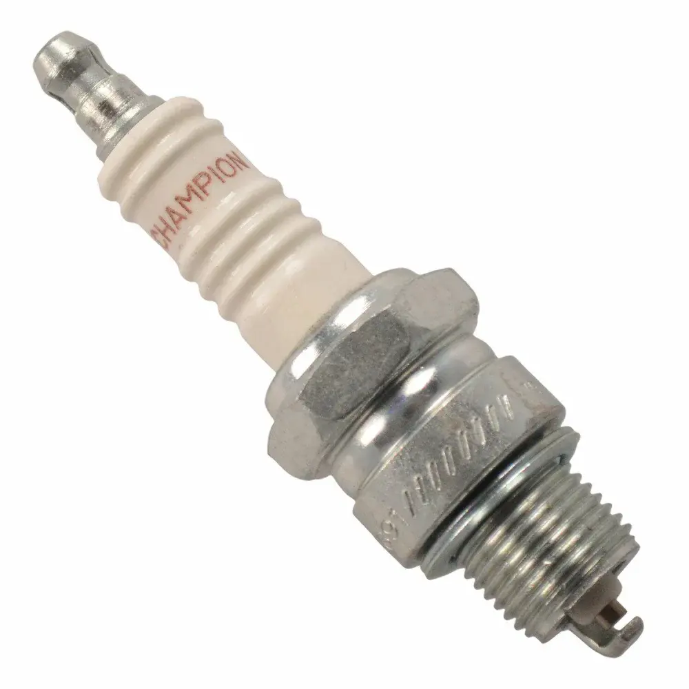 Vela de ignição motobombas e motores de popa CQL78YC Toyama — fotografia de referência