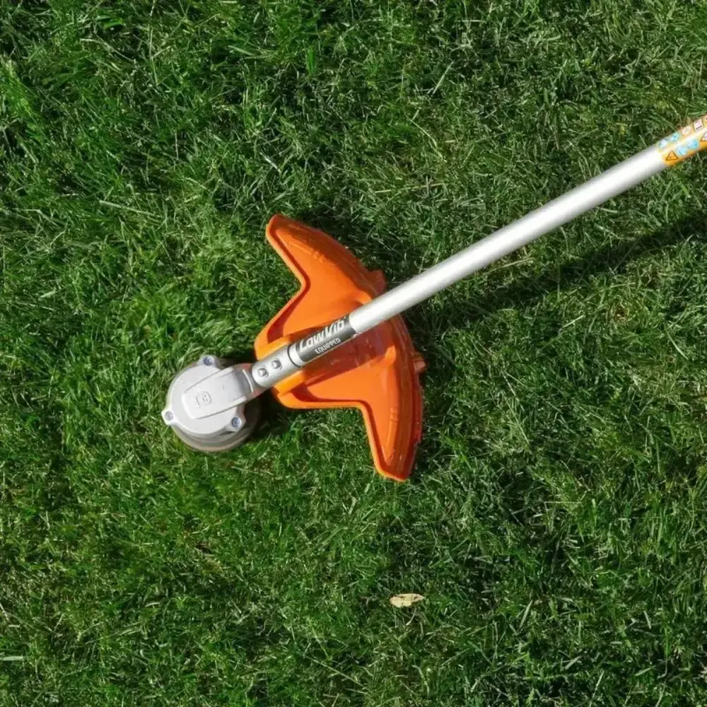Aparador de grama 36V 320IL com bateria 10AH e carregador Husqvarna — fotografia 6