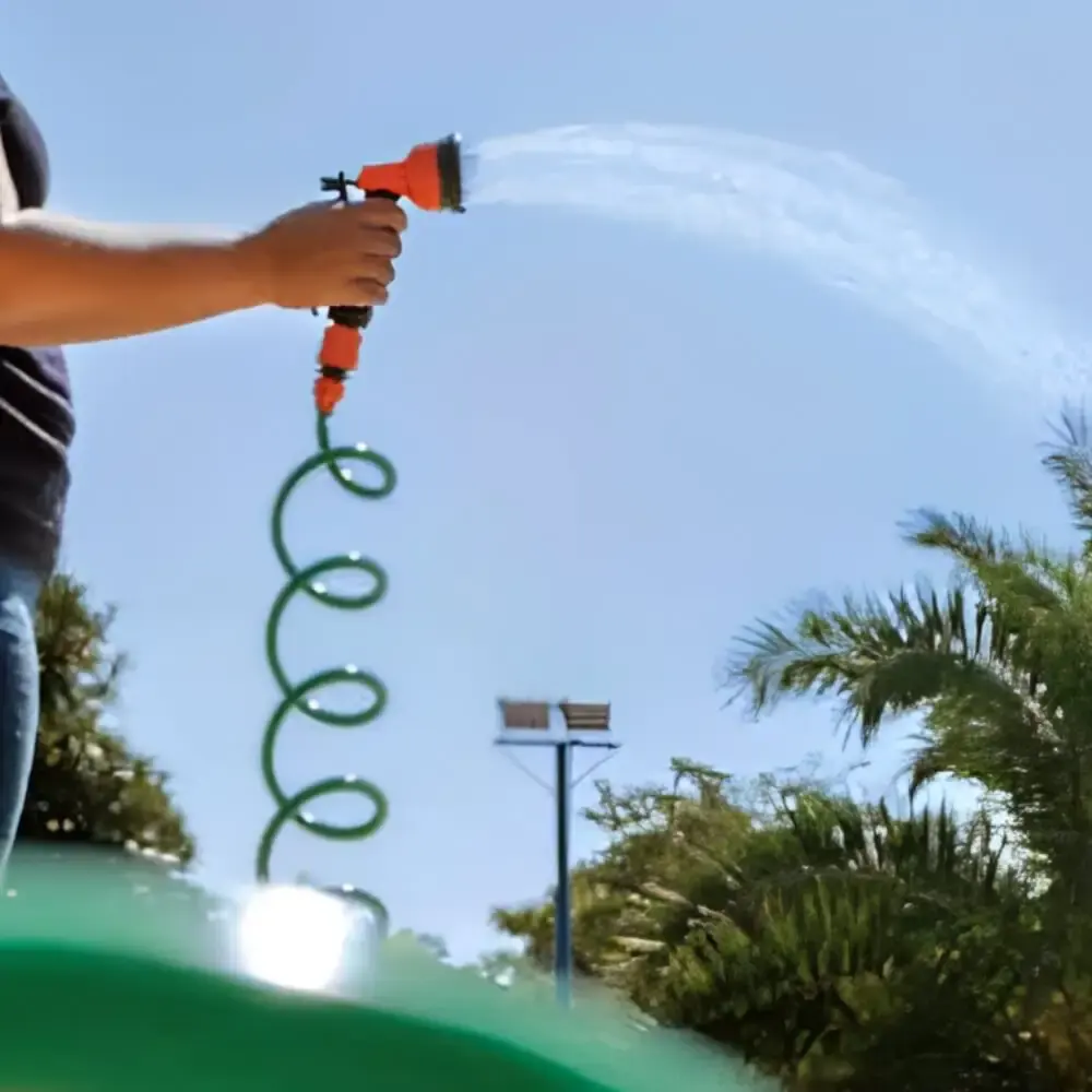 Mangueira de jardim espiral 15 metros com hidropistola 8 funções Merax — fotografia 5