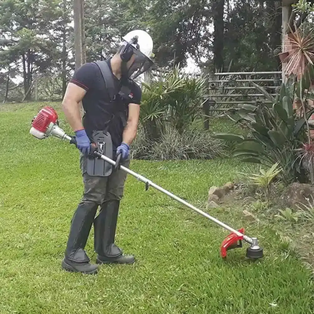Roçadeira multifuncional 25,4CC 1,0HP TBC26MTX Toyama — fotografia 5