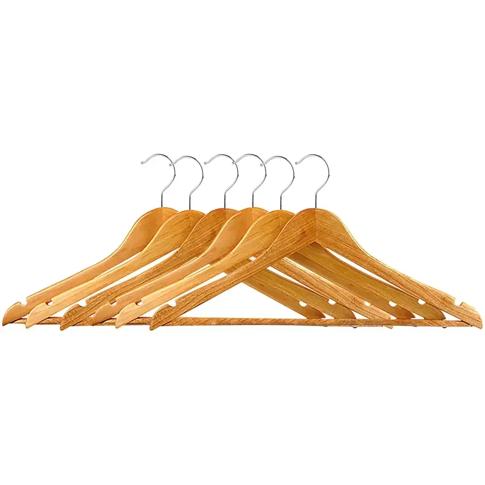 Cabide para roupas em madeira natural com 6 peç Kala — fotografia de referência