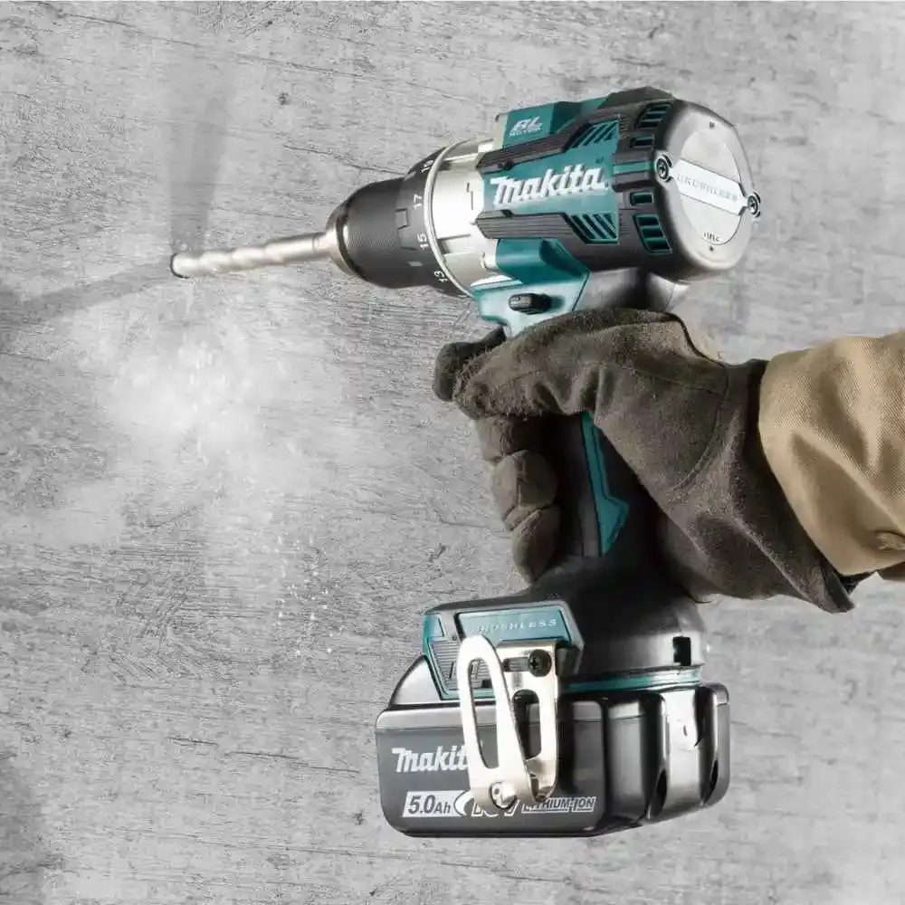 Parafusadeira furadeira de impacto 110NM a bateria com 2 baterias 18V 5,0AH e carregador Makita — fotografia 4