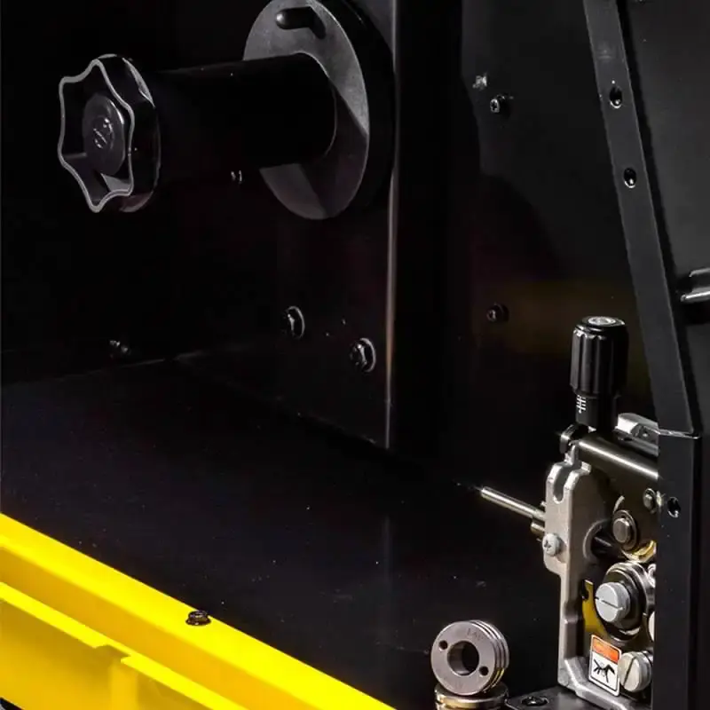 Máquina de solda mig/mag 300A à 100% smashweld 455 cabeçote interno 19.9KVA trifásica 742523 Esab — fotografia 4