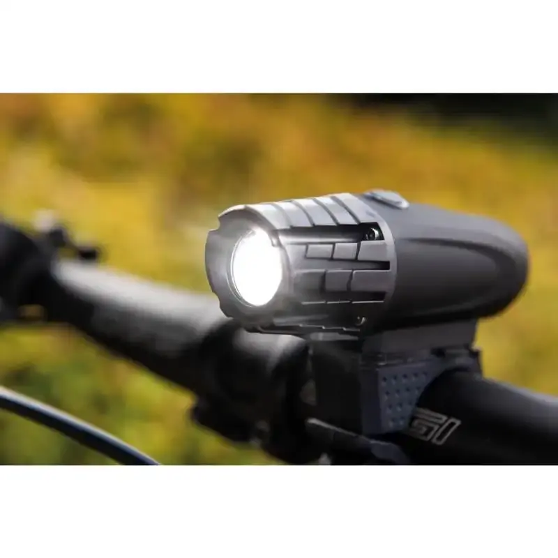 Lanterna LED recarregável para bicicleta carregador USB Tramontina — fotografia 3