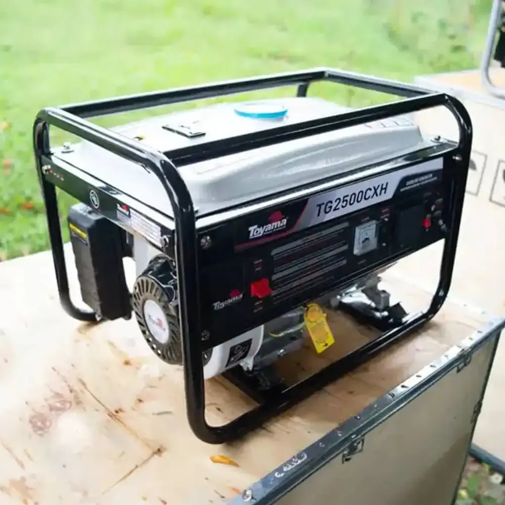 Gerador de energia à gasolina 2,0 KVA partida manual com carregador de bateria TG2500CXH Toyama 220 V — fotografia 7