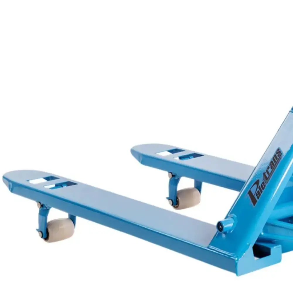Paleteira transpalete manual 530 MM 3.000 KG roda dupla TM3000 RTN Paletrans — fotografia 4