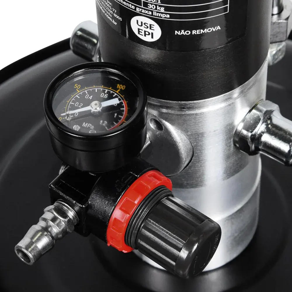 Propulsora pneumática com reservatório 30KG Bumafer — fotografia 3