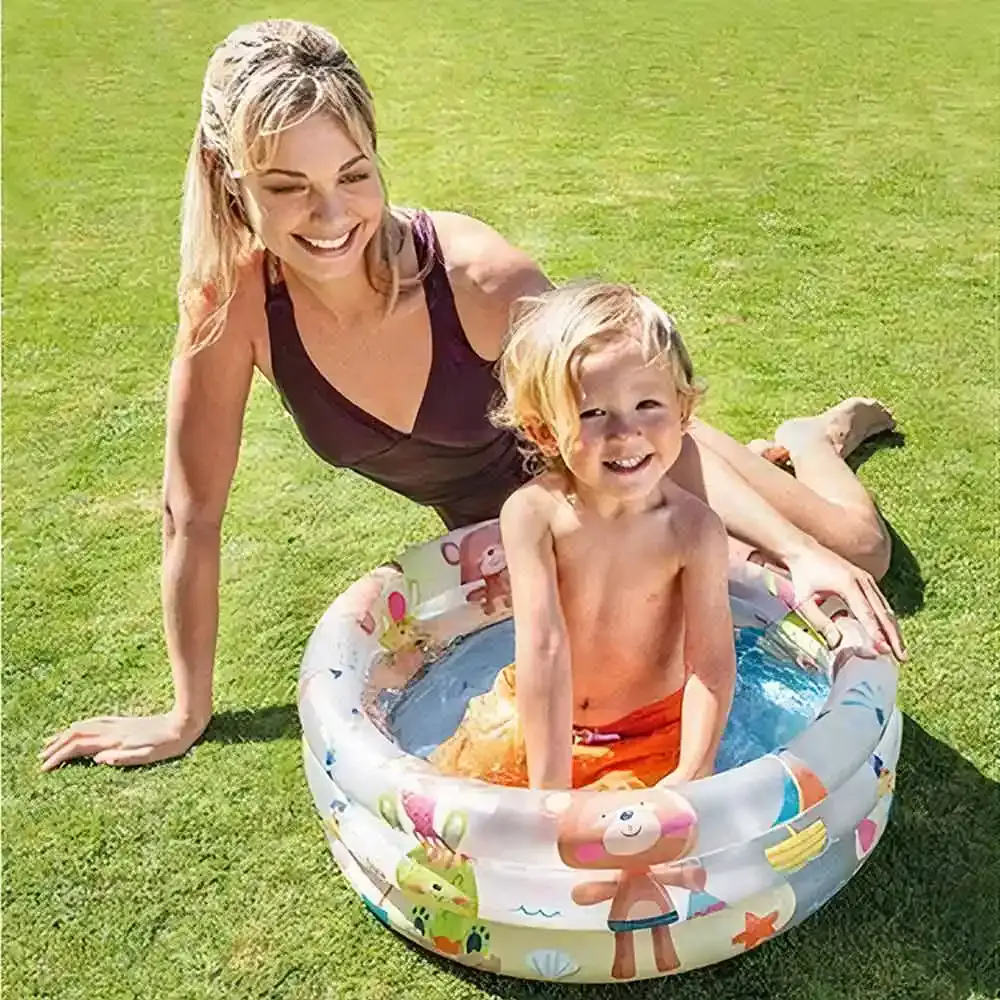 Piscina 28 litros inflável infantil amigos 5710699 Intex — fotografia 4