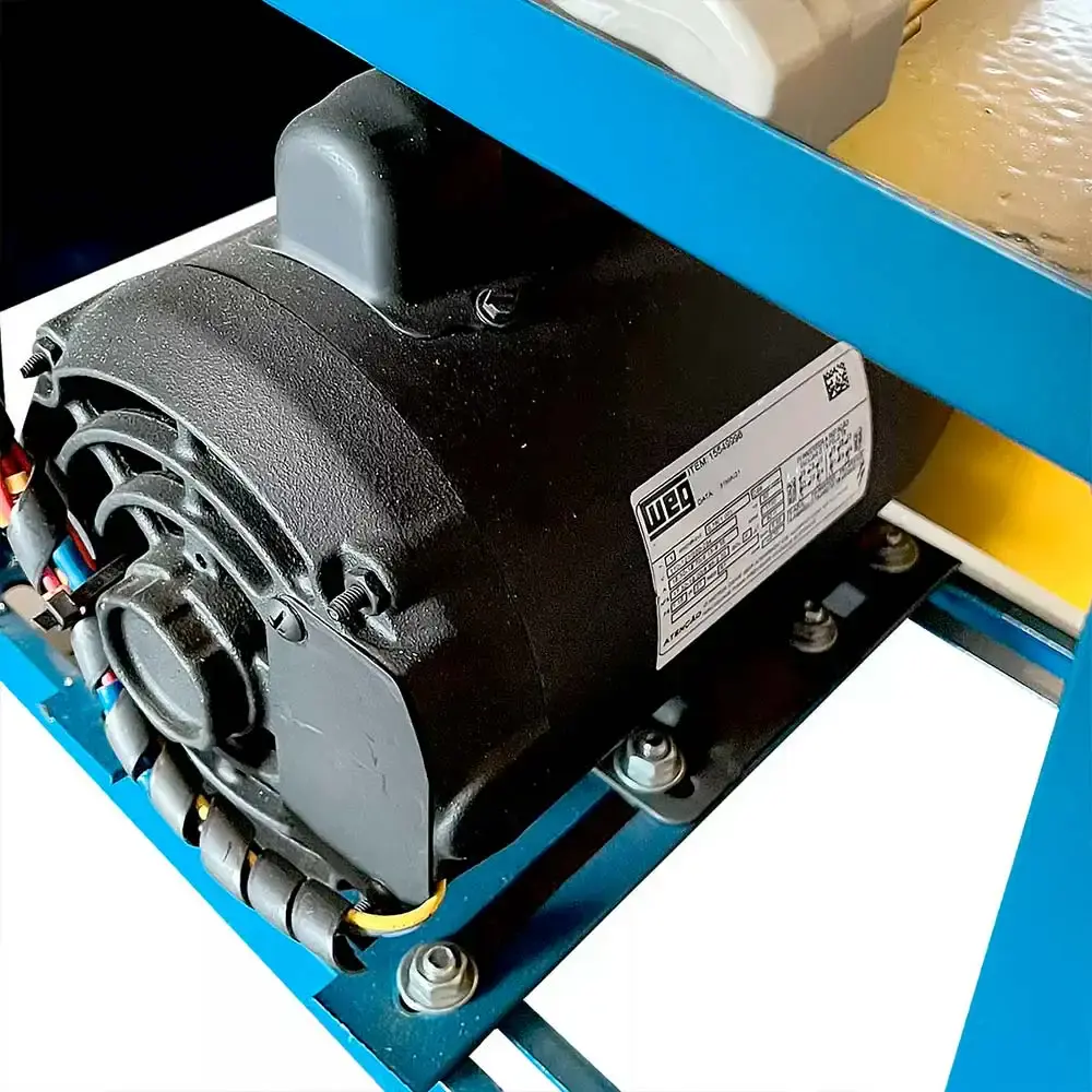 Engenho moenda para cana rolos de inox motor 1,0 CV elétrico M-700 Maqtron 110 V — fotografia 4