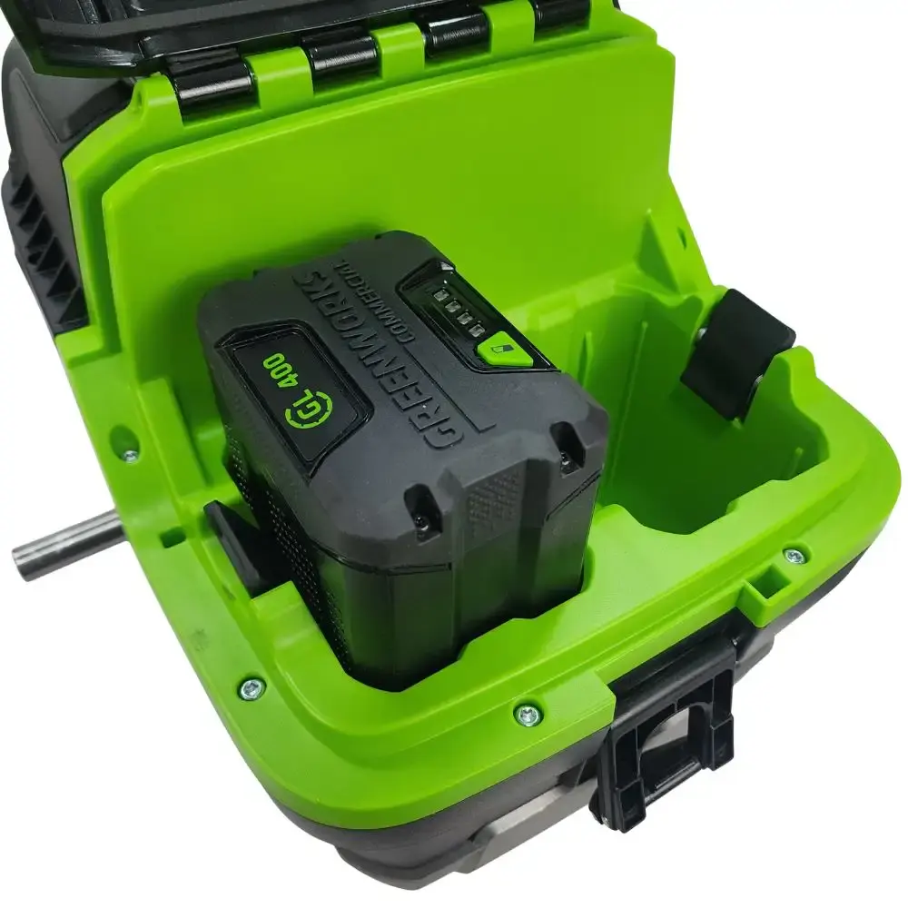 Roçadeira brushless 82V com soprador de folhas 760CFM + 2 baterias de lítio 4,0AH e carregador bivolt Greenworks — fotografia 9