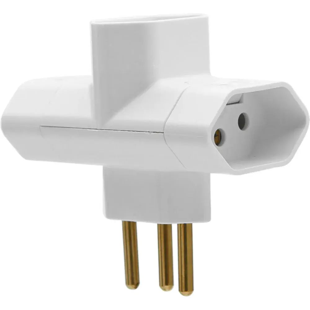 Plugue t 3 saídas Ilumi 3P 10A cz