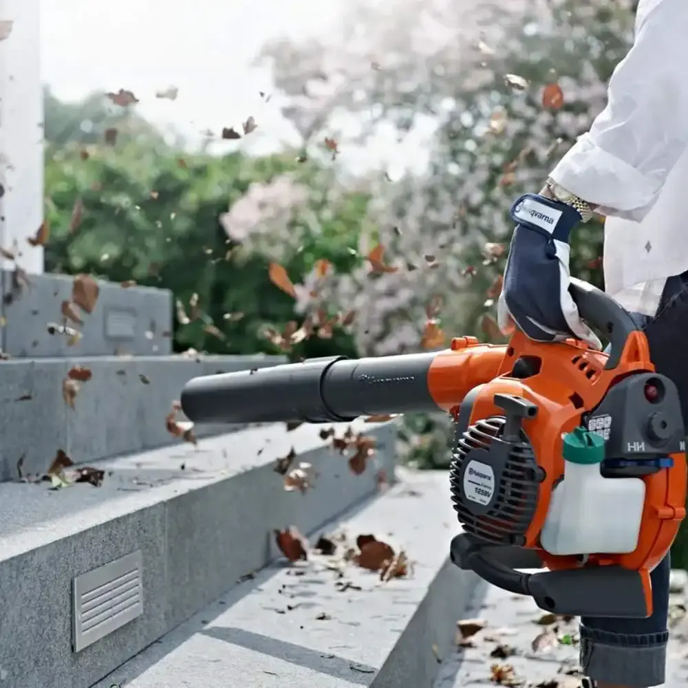 Soprador de folhas a gasolina 28 CC 800W 125BVX Husqvarna — fotografia 7